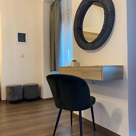 11 Luxury Apartments Metsovo Exterior photo